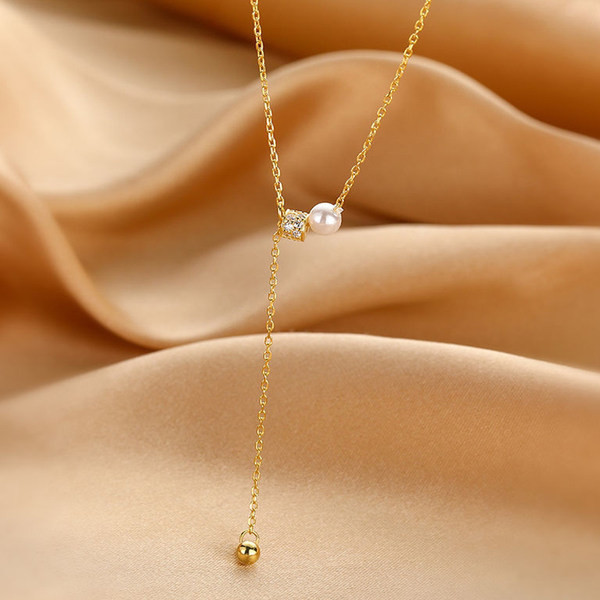 Μοντέρνο γυναικείο κολιέ με πέτρα