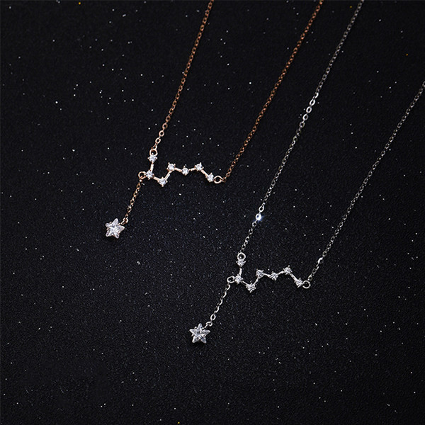 Moteriškas karoliai su pakabuku - sidabro spalvos