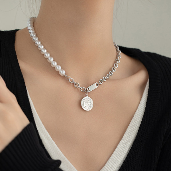 Γυναικείο κολιέ με πέρλες νέο μοντέλο