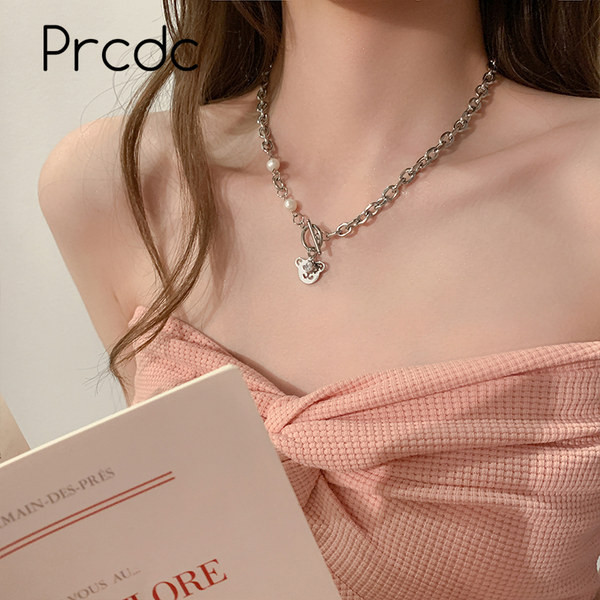 Γυναικείο κολιέ με πέρλες και διακόσμηση αρκουδάκι