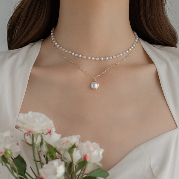Μοντέρνο γυναικείο κολιέ διπλό με πέρλες