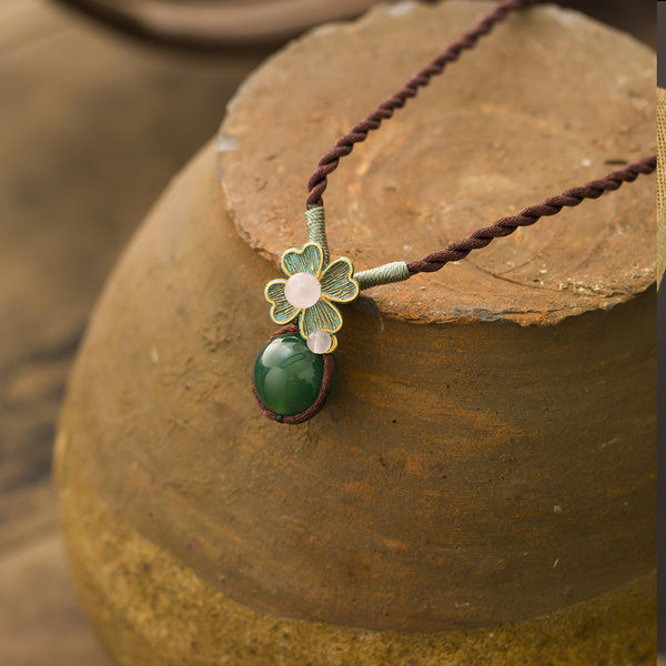 Γυναικείο ρετρό κολιέ με μενταγιόν