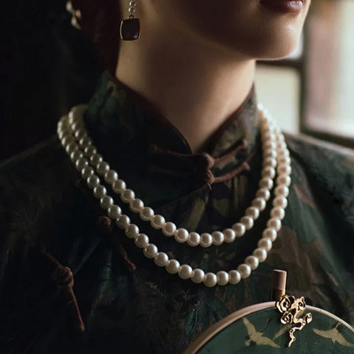 Διπλό γυναικείο κολιέ με πέρλες