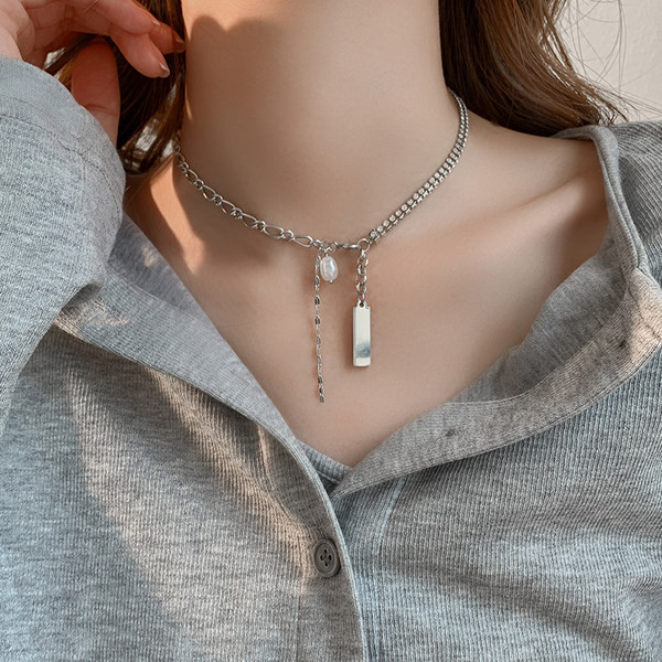 Καθημερινό γυναικείο κολιέ με μενταγιόν 