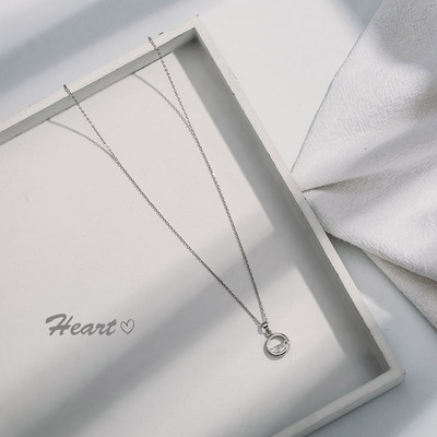 Γυναικεία αλυσίδα με μενταγιόν - ασημί χρώμα