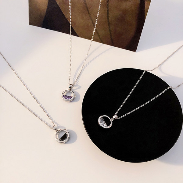 Γυναικεία αλυσίδα με μενταγιόν - ασημί χρώμα