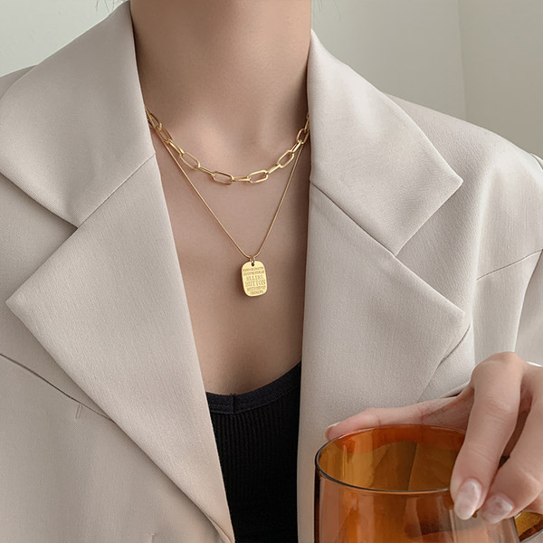 Γυναικείο χρυσό κολιέ