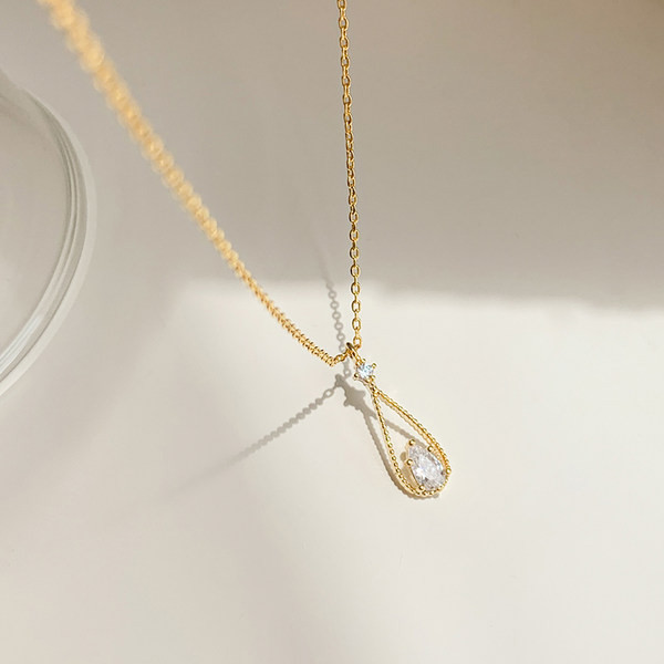 Νέο μοντέλο μοντέρνο κολιέ με μενταγιόν και πέτρα