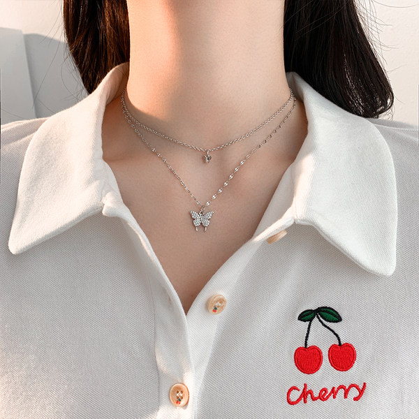 Γυναικείο κολιέ  με διακόσμηση πεταλούδας