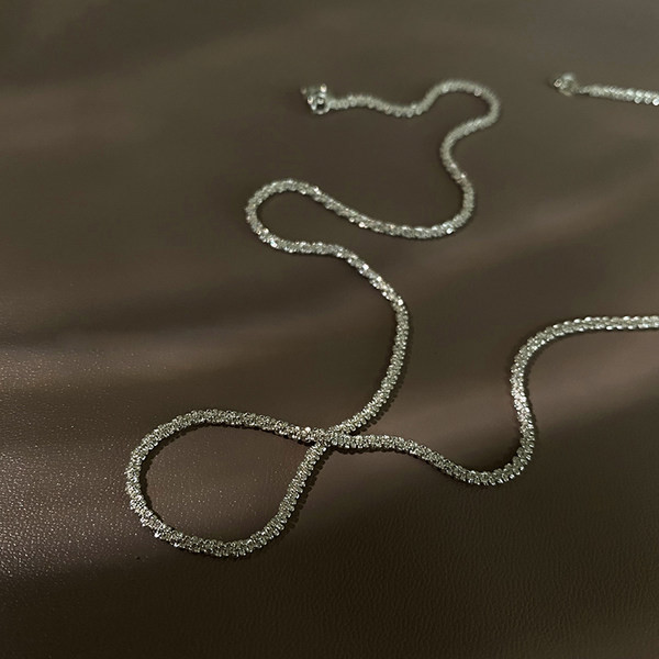 Νέο μοντέλο λεπτή γυναικεία αλυσίδα - χρυσό και ασημί χρώμα