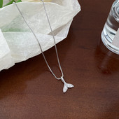 Γυναικείο καθημερινό κολιέ με μενταγιόν και πέτρες