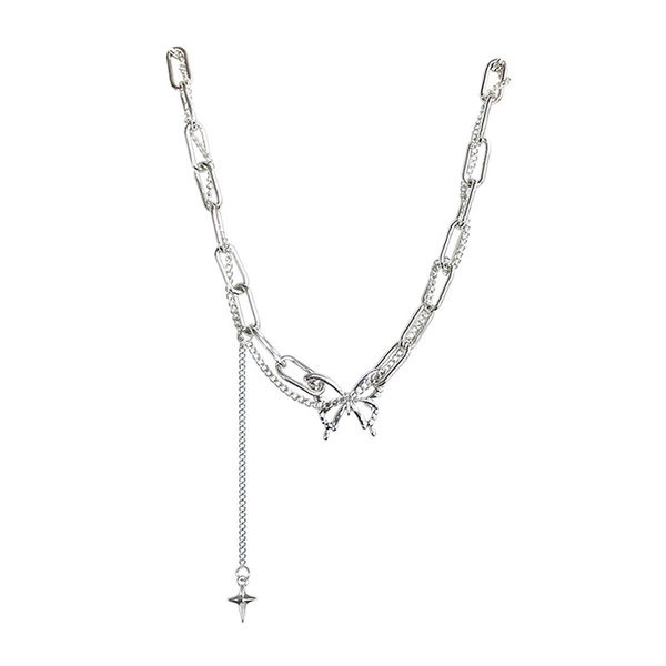 Μοντέρνο γυναικείο κολιέ με διακόσμηση πεταλούδας