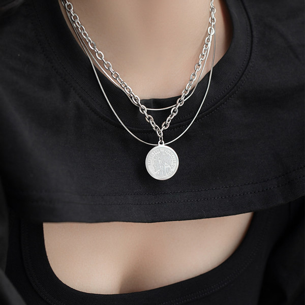 Γυναικείο ασημένιο κολιέ