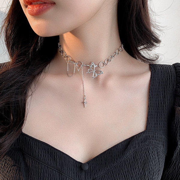 Νέο μοντέλο γυναικείο κολιέ με μενταγιόν