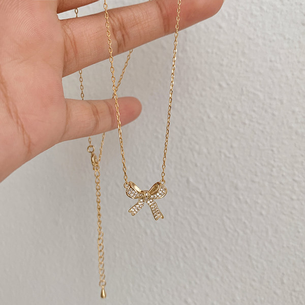 Γυναικείο κολιέ με κορδέλα και διακοσμητικές πέτρες