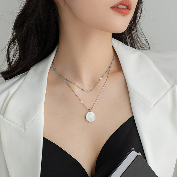 Novi model još jedne ženske ogrlice sa privjeskom