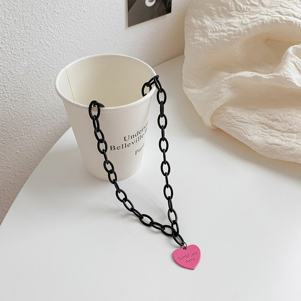 Γυναικείο κολιέ με αλυσίδα και καρδιά