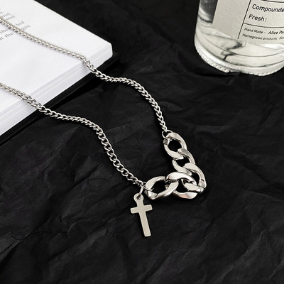 Γυναικείο κολιέ με σταυρό διακόσμηση