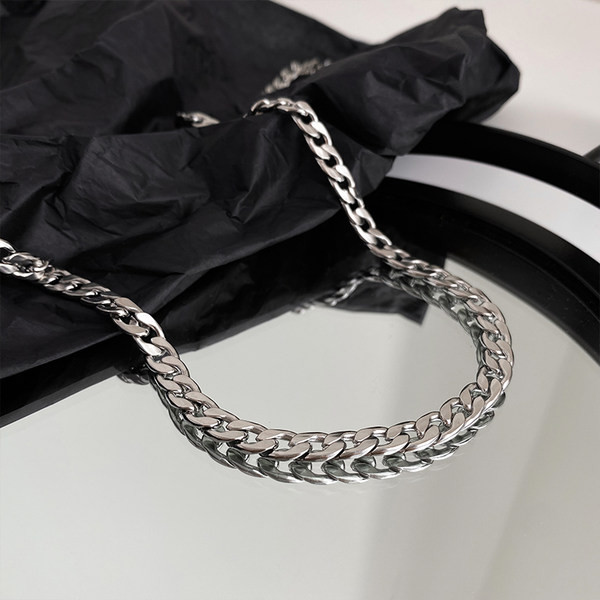 Μοντέλο γυναικείο κολιέ