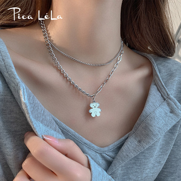 Διπλό γυναικείο κολιέ με μενταγιόν