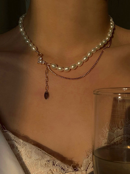 Biserna ogrlica s privjeskom