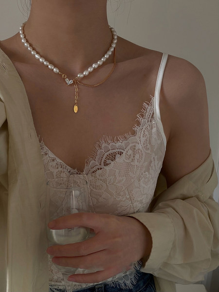 Biserna ogrlica s privjeskom