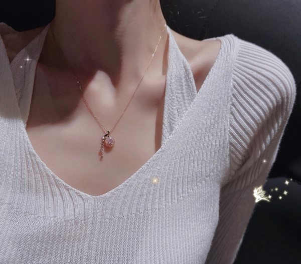 Κολιέ με στρογγυλό μενταγιόν