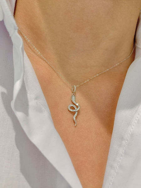 Γυναικείο κολιέ με μενταγιόν φίδι και διακοσμητικές πέτρες