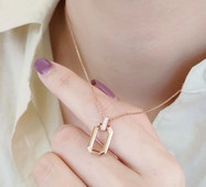 Γυναικείο λεπτό κολιέ με μενταγιόν και διακοσμητικές πέτρες