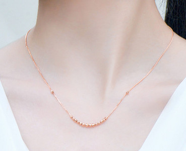 Νέο μοντέλο γυναικεία λεπτή αλυσίδα σε χρυσό χρώμα