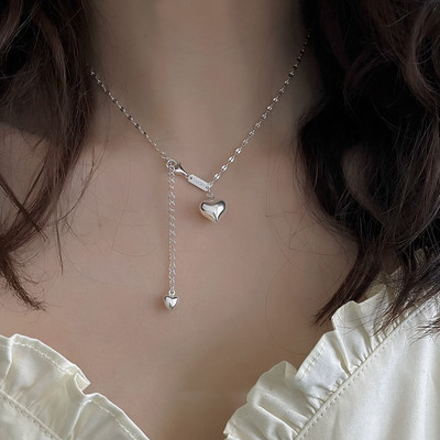 Γυναικείο ασημένιο κολιέ με καρδιές