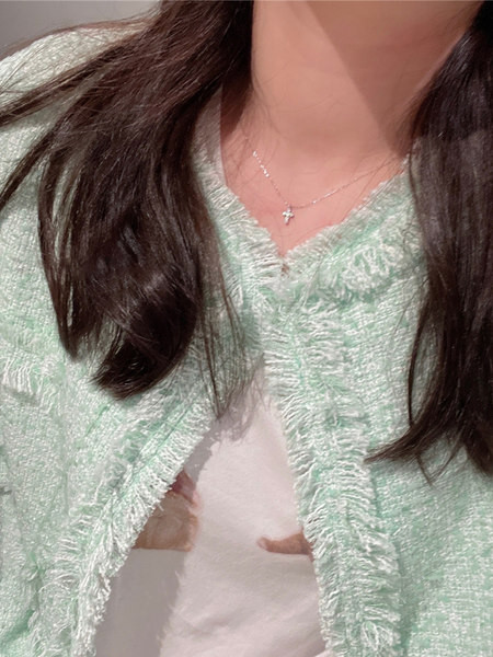 Λεπτό κολιέ με μενταγιόν και διακοσμητικές πέτρες για γυναίκες