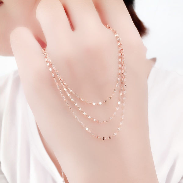 Πολυεπίπεδο γυναικείο κολιέ σε χρυσό χρώμα