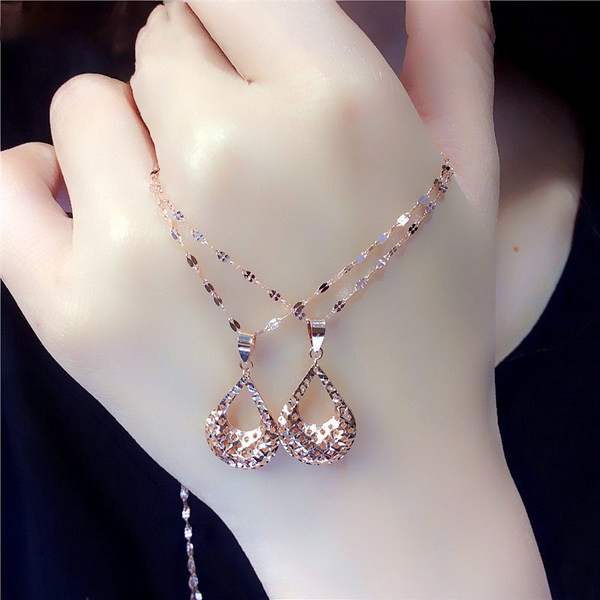 Γυναικείο κομψό κολιέ με διακοσμητικές πέτρες