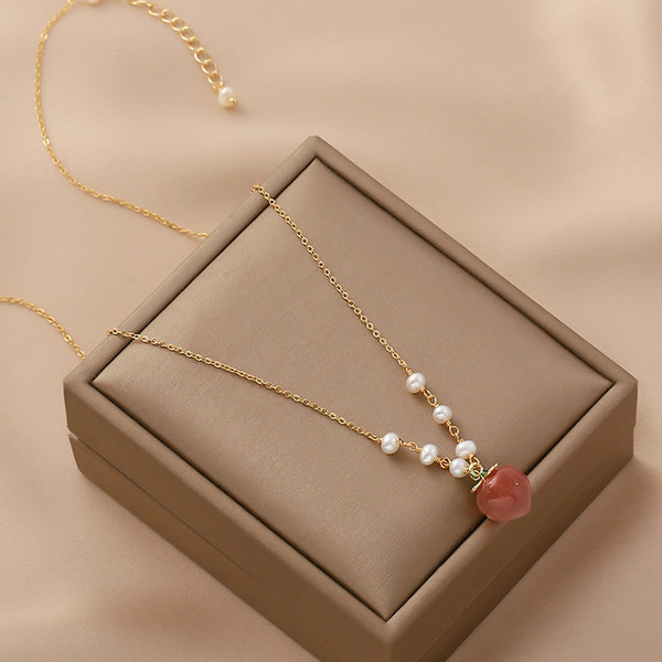 Moteriškas karoliai su perlais ir spalvotu dekoratyviniu akmeniu