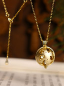Γυναικείο χρυσό κολιέ με στρογγυλό μενταγιόν