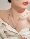 Hõbedast tooni õhuke naiste kett ripatsluuga