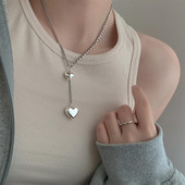 Μοντέρνο κολιέ με μενταγιόν καρδιά