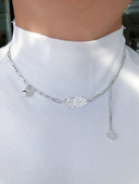 Γυναικείο κολιέ σε ασημί χρώμα - δύο μοντέλα