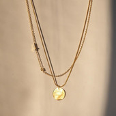 Γυναικείο κολιέ με μενταγιόν