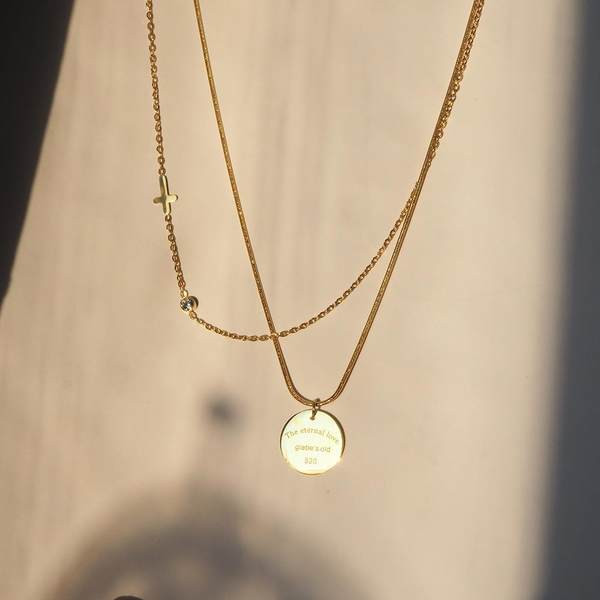 Γυναικείο κολιέ  με μενταγιόν