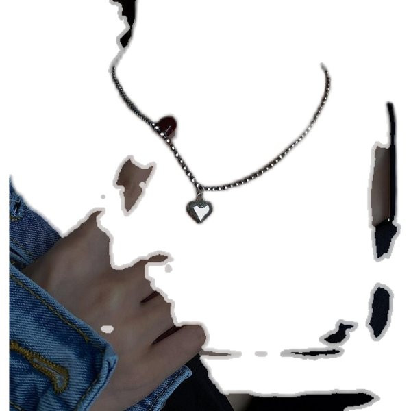 Μοντέρνο γυναικείο κολιέ με μενταγιόν καρδιά