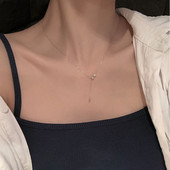 Κομψό κολιέ με διακοσμητικό μαργαριτάρι