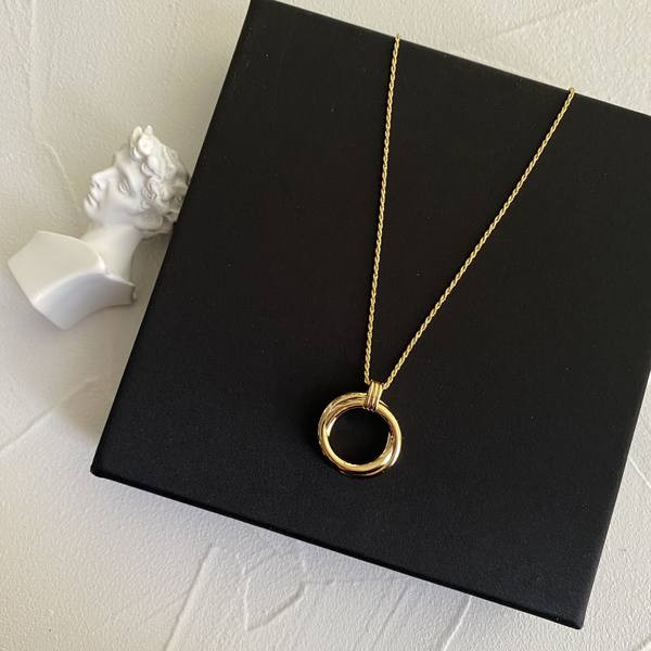 Γυναικείο κολιέ με μενταγιόν - χρυσό χρώμα