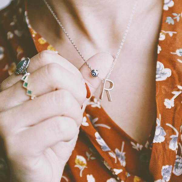 Γυναικείο κολιέ από ανοξείδωτο ατσάλι τιτανίου με μενταγιόν