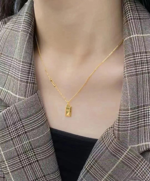 Dnevni lančić sa privjeskom - zlatne boje