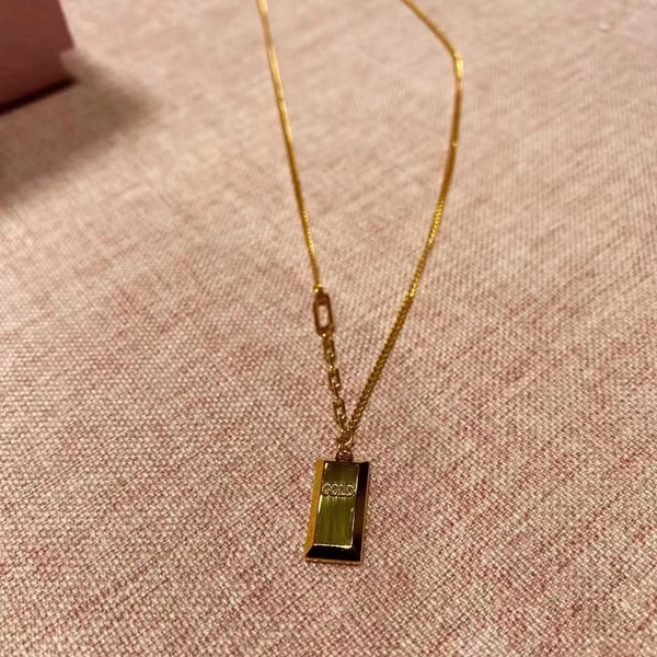 Dnevni lančić sa privjeskom - zlatne boje