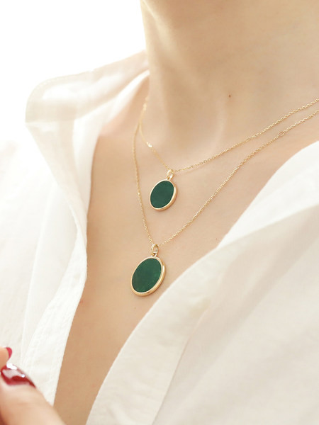 Νέο μοντέλο λεπτή γυναικεία αλυσίδα με μενταγιόν - χρυσό χρώμα