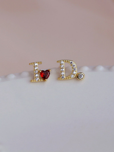 Moodsad naiste kividega kõrvarõngad - kuldset ja hõbedast värvi