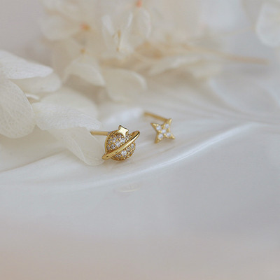 Γυναικεία σκουλαρίκια με πέτρες σε χρυσό χρώμα